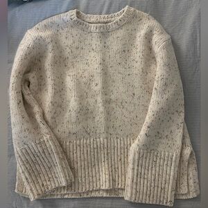 Women’s GAP Cream Knit Sweater with Speckles small